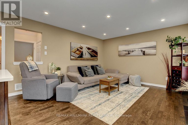 28879790/3597-cambrian-road/half-moon-bay/ottawa/ontario/K2J0S4_5