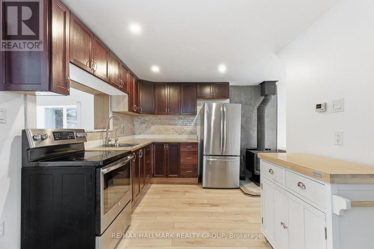 29155780/10450-clark-road/north-dundas-mountain-twp/north-dundas/ontario/K0E1S0_7