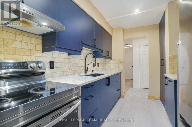 29302761/606-2400-virginia-drive/urbandale-acres/ottawa/ontario/K1H8L3_18