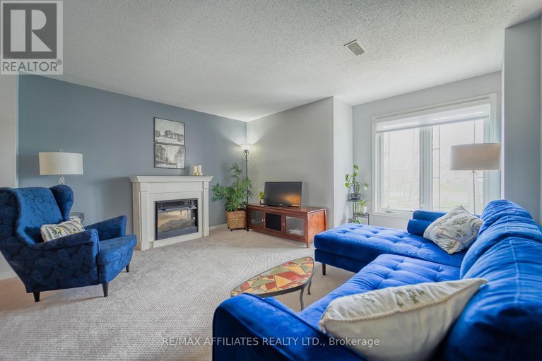 28288908/318-crownridge-drive-n/emerald-meadowstrailwest/ottawa/ontario/K2M3A5_19