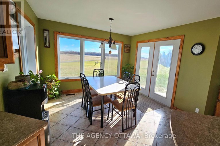 28633041/13243-thompson-road/north-dundas-winchester-twp/north-dundas/ontario/K0C2K0_20