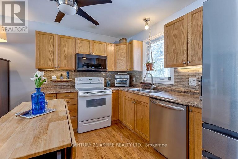 29678404/1576-garden-of-eden-road/horton-twp/horton/ontario/K7V3Z8_13