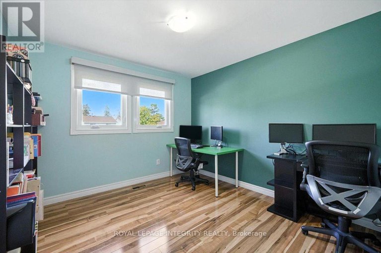 28632317/1097-moselle-crescent/convent-glen/ottawa/ontario/K1C2S8_27