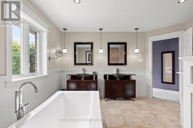 28975993/6-marchbrook-circle/rural-kanata-central/ottawa/ontario/K2W1A1_35
