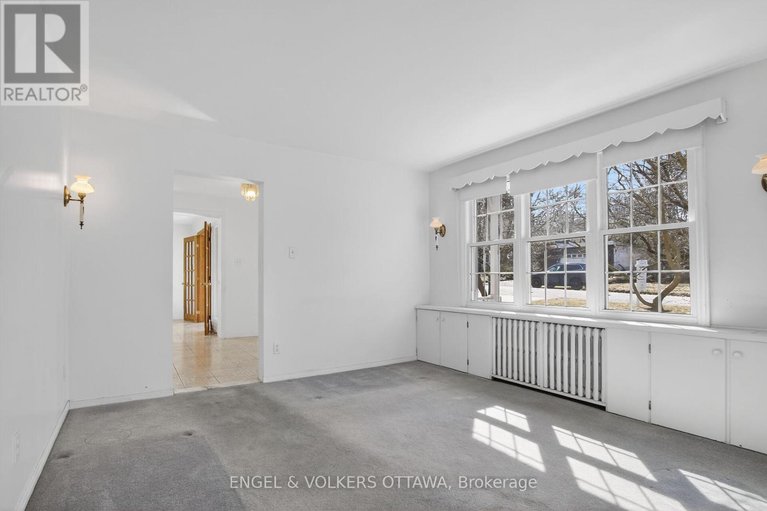 29587308/193-cunningham-avenue-s/applewood-acres/ottawa/ontario/K1H6A7_13