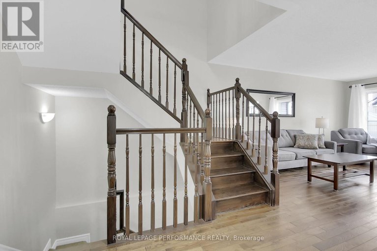 28636088/895-ashenvale-way/avalon-east/ottawa/ontario/K4A0R8_12