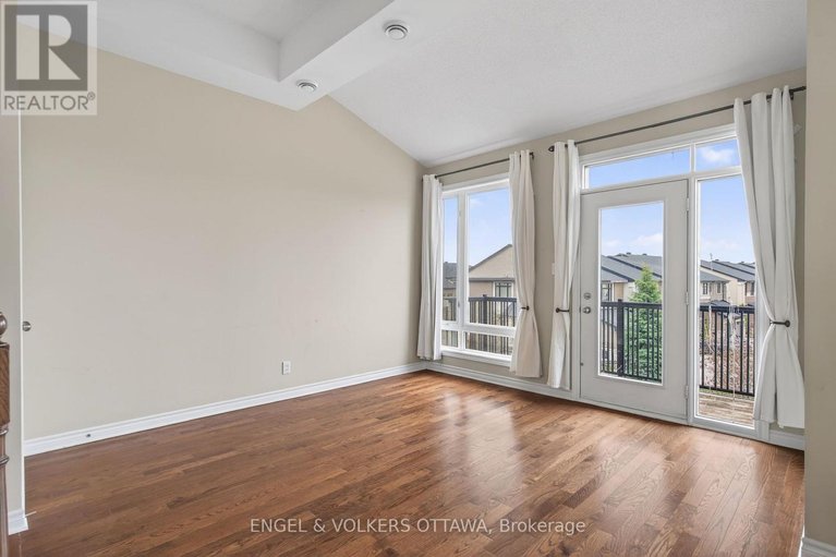 29680686/52-119-poplin-street/riverside-southgloucester-glen/ottawa/ontario/K4M0G7_9