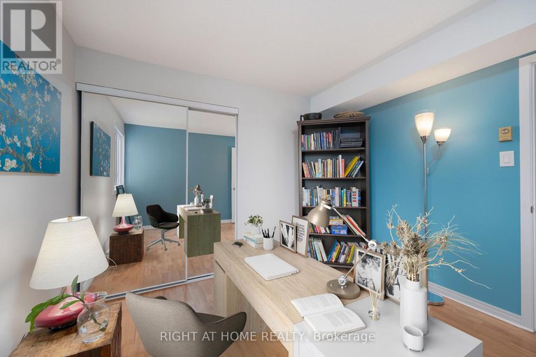 28485628/204-316-savard-avenue/vanier/ottawa/ontario/K1L7S2_22