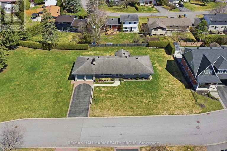 29628154/68-corkstown-road/lakeview-park/ottawa/ontario/K2H5B5_36