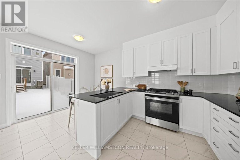 29247024/550-sturnidae-street/half-moon-bay/ottawa/ontario/K2J6X1_12