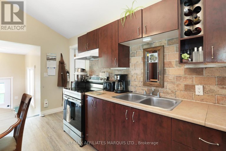 28523953/21895-seguin-mill-street/north-glengarry-lochiel-twp/north-glengarry/ontario/K0B1H0_7