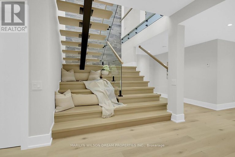 28967475/1070-green-jacket-crescent/greely/ottawa/ontario/K4P0G6_41