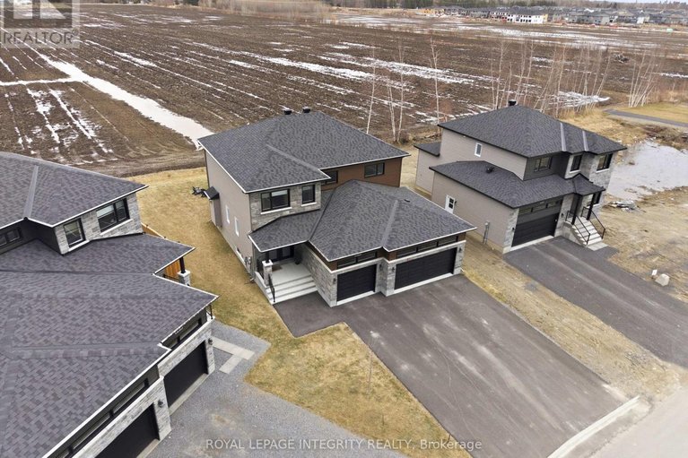 29590747/451-moonlight-drive/russell-twp/russell/ontario/K4R0L1_44