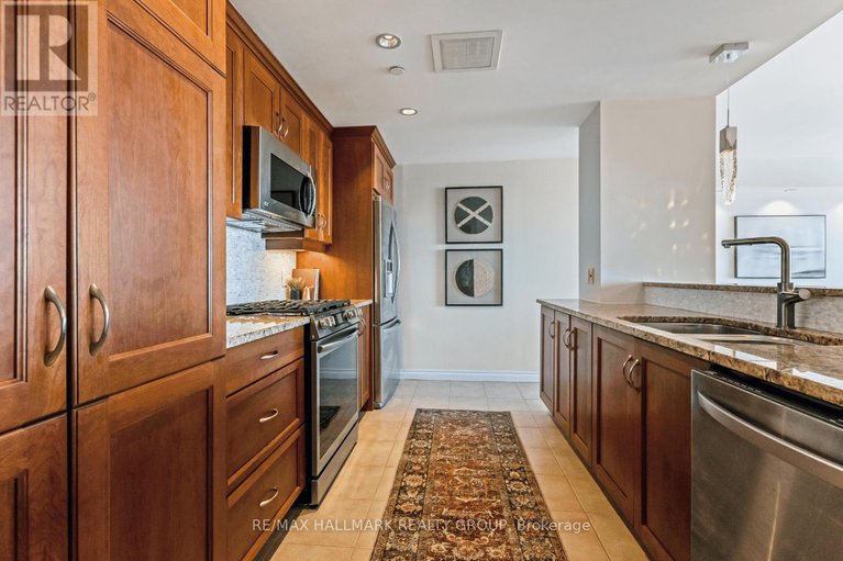 28613600/1404-90-george-street/lower-townbyward-market/ottawa/ontario/K1N0A8_12
