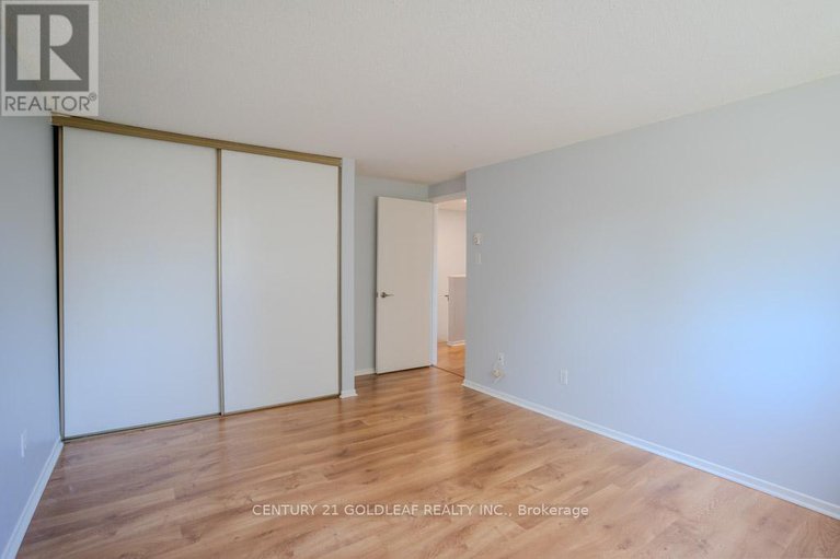 28529212/75-5-sonnet-crescent/westcliffe-estates/ottawa/ontario/K2H8W8_22