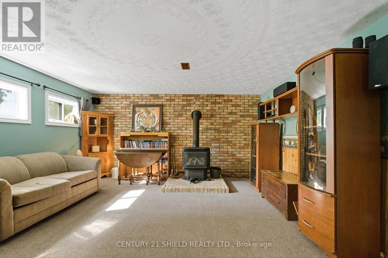 28890966/4555-glen-roy-road/south-glengarry-charlottenburgh-twp/south-glengarry/ontario/K0C1L0_38