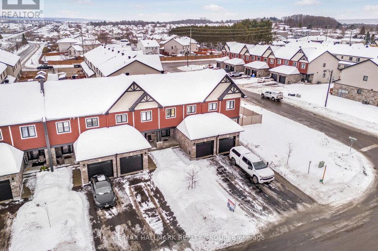 29237591/242-dion-avenue/town-of-rockland/clarence-rockland/ontario/K4K0M3_31