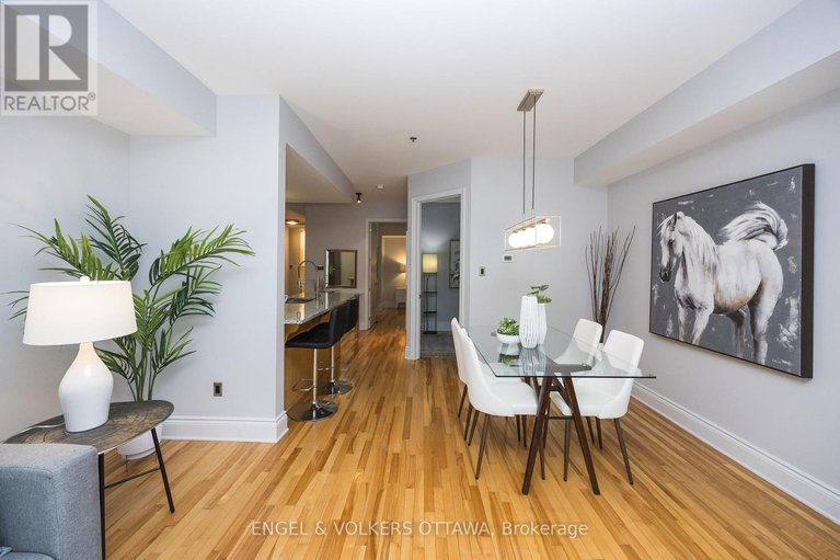 28592109/105-400-mcleod-street/ottawa-centre/ottawa/ontario/K2P1A6_17