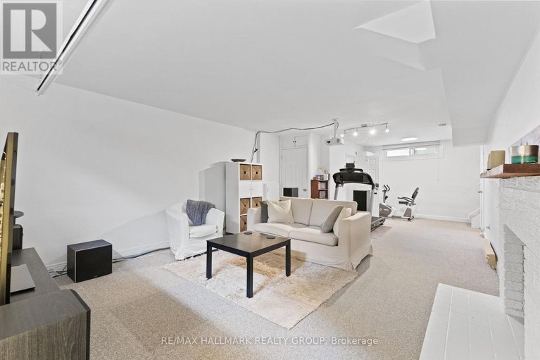 28791936/1215-1217-willowdale-avenue/alta-vista/ottawa/ontario/K1H7S5_19