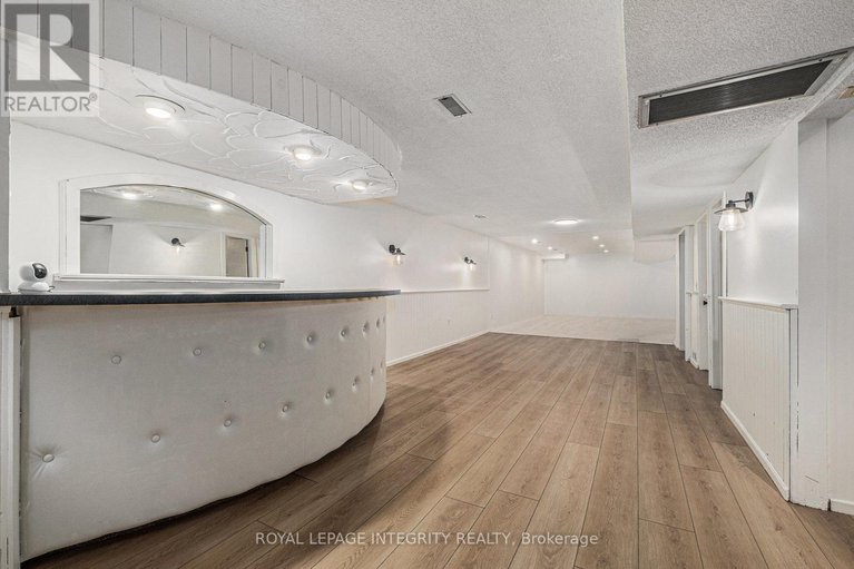 29270053/1843-rideau-road/riverside-south/ottawa/ontario/K1X1E1_25