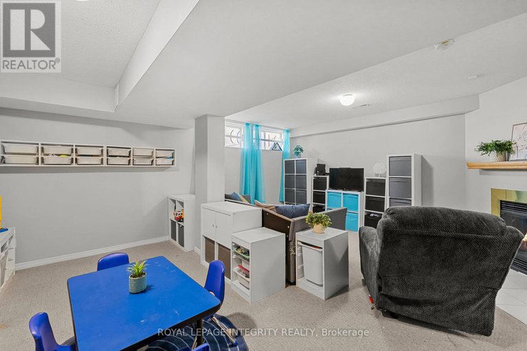 29209595/13-banchory-crescent/morgans-grantsouth-march/ottawa/ontario/K2K2V4_36