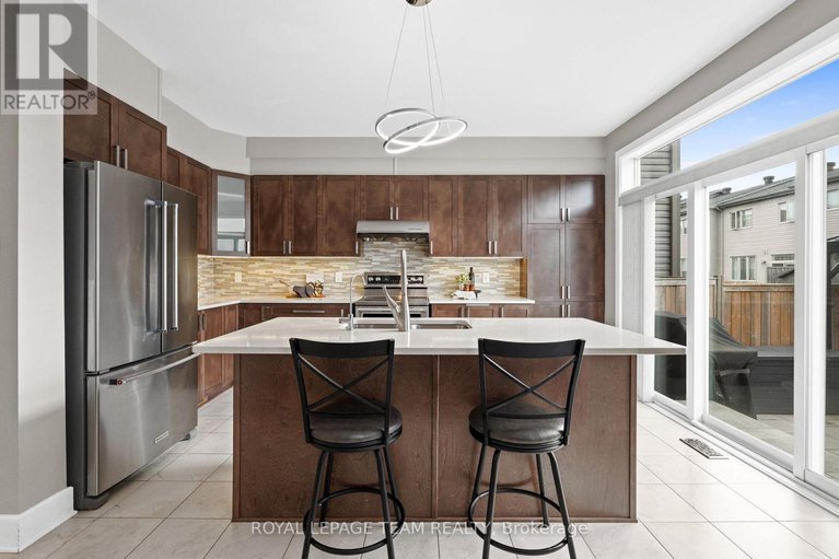 28459727/24-knockaderry-crescent/half-moon-bay/ottawa/ontario/K2J6H2_17
