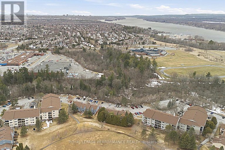 29570423/6442-bilberry-drive/orleans-wood/ottawa/ontario/K1C4P3_31