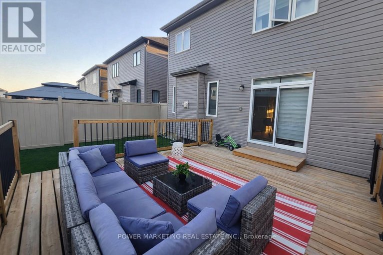 29439626/143-robin-easey-avenue/half-moon-bay/ottawa/ontario/K2J6V4_35