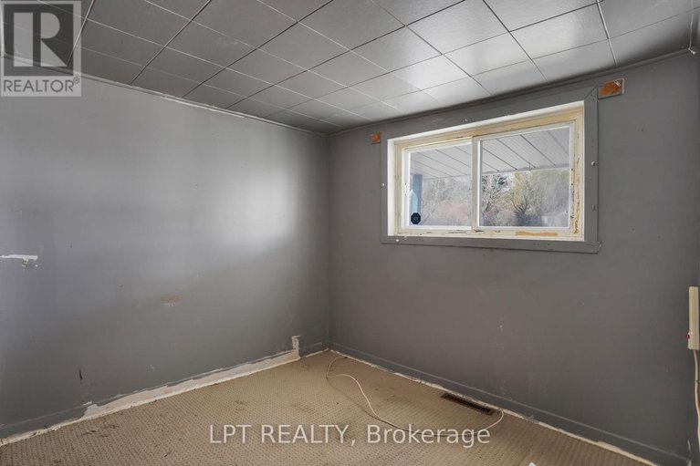 29648615/47-bertha-street-e/vankleek-hill/champlain/ontario/K0B1R0_8