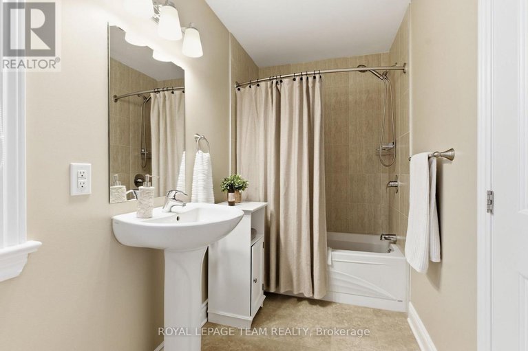 29184737/3362-carling-avenue/crystal-beach/ottawa/ontario/K2H0A7_35