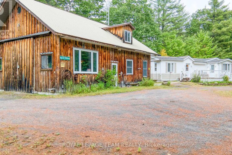 28753812/200-smith-lane/pakenham/mississippi-mills/ontario/K0A2X0_6
