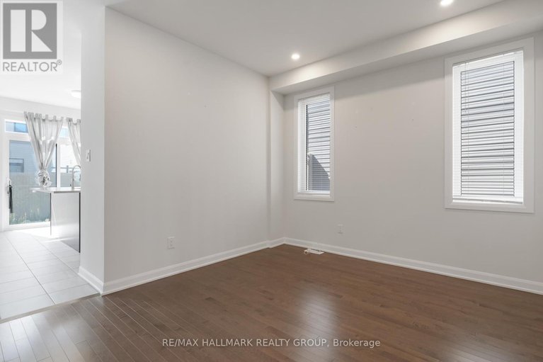 28767574/68-ralph-erfle-way/half-moon-bay/ottawa/ontario/K2J6V5_5
