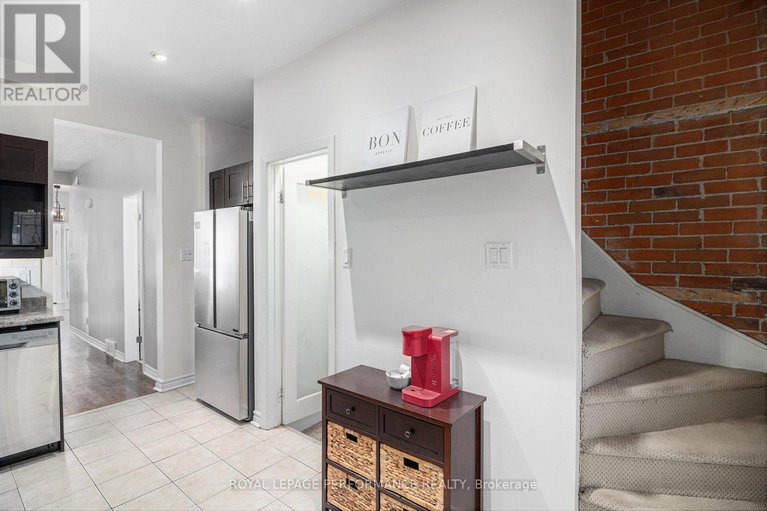 29076591/55-argyle-avenue/ottawa-centregolden-triangle/ottawa/ontario/K2P1B3_10