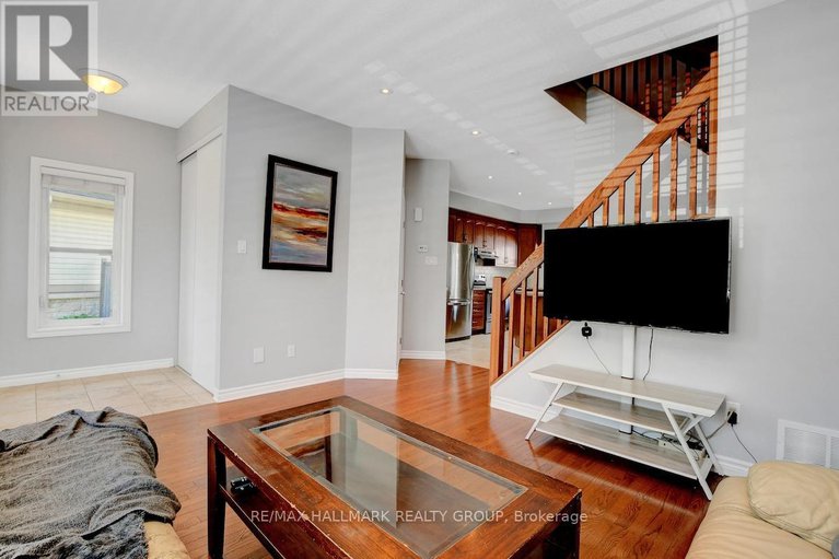 28388701/136-potts-private/notting-hillsummerside/ottawa/ontario/K4A0N7_5