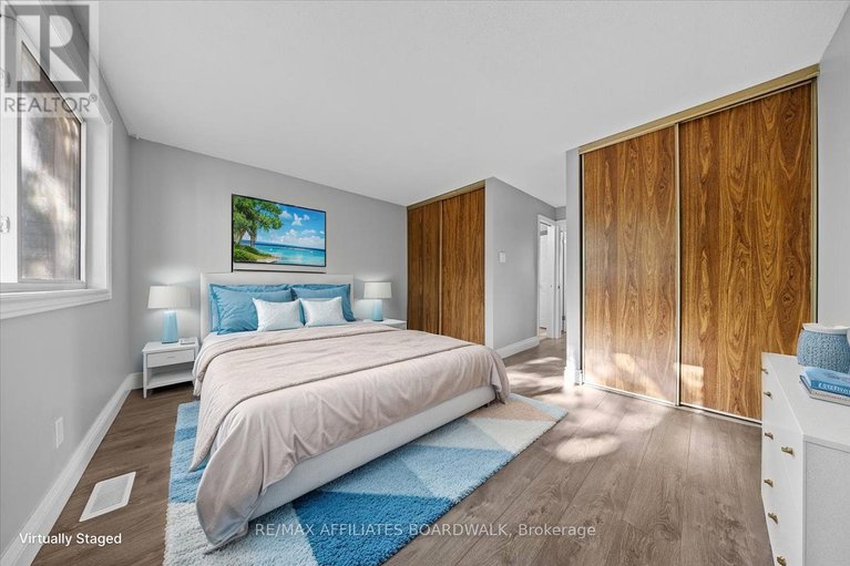 29211965/6482-bilberry-drive-w/convent-glen-north/ottawa/ontario/K1C4N8_28