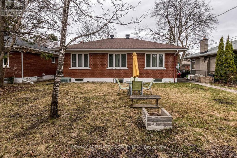 28591498/1941-haig-drive/elmvale-acres/ottawa/ontario/K1G2J9_35