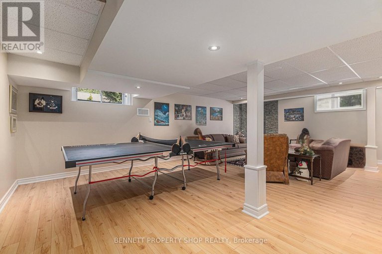 28752704/5-countryside-green/cedar-hillorchard-estates/ottawa/ontario/K2R1B5_29