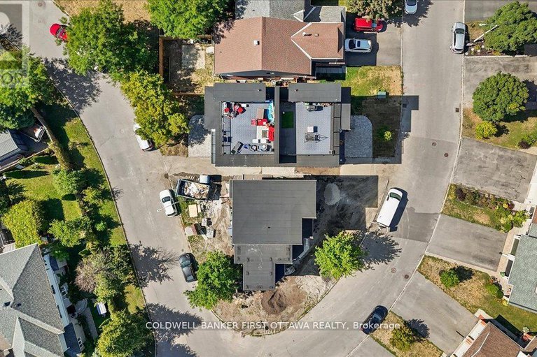 29180172/a-b-25-pennard-way/hunt-club-parkgreenboro/ottawa/ontario/K1T4C1_40