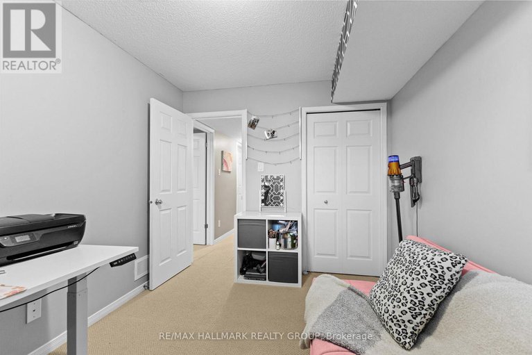 29431775/358-galston-private/mer-bleuebradley-estatesanderson-park/ottawa/ontario/K1W0G3_32