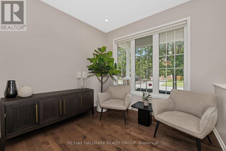 28595507/137-stedman-street/blossom-parkkemp-parkfindlay-creek/ottawa/ontario/K1T0B4_5