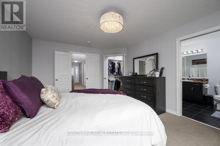28285530/236-southbridge-street/riverside-southgloucester-glen/ottawa/ontario/K4M0C5_17