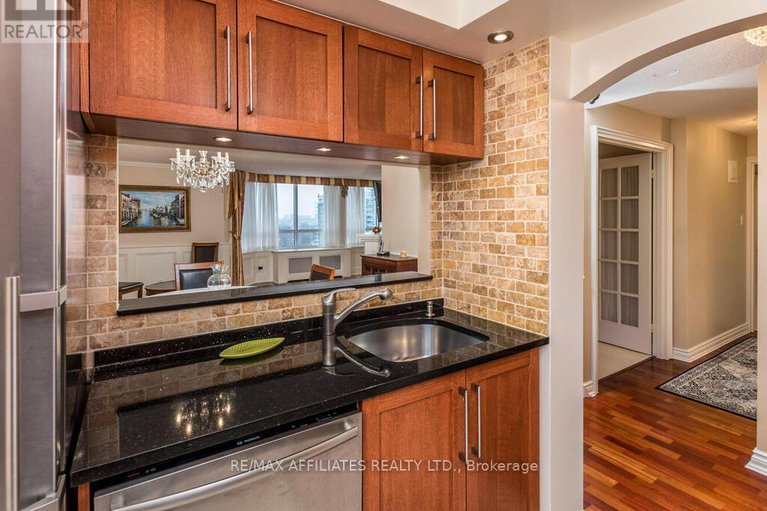 28251371/914-80-sandcastle-drive/leslie-park/ottawa/ontario/K2H9E7_7