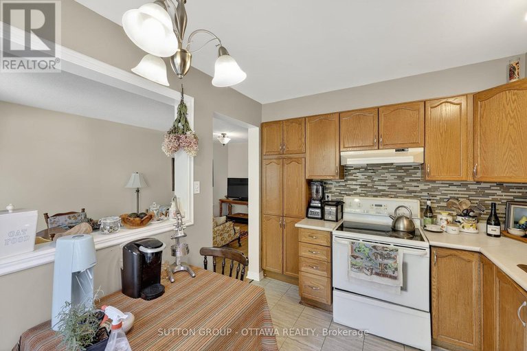 28992847/1473-launay-avenue/fallingbrookpineridge/ottawa/ontario/K4A3R9_15