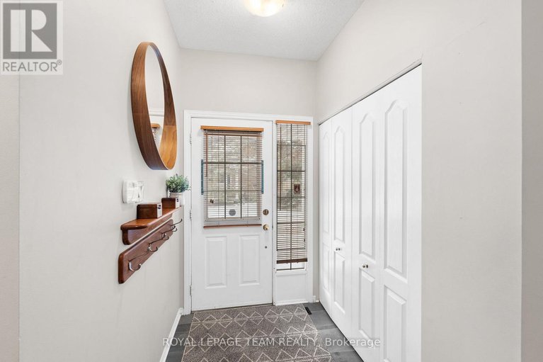29343900/27-sandcliffe-terrace/centrepointe/ottawa/ontario/K2G5Y2_3