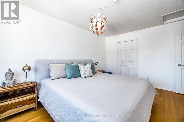 29424384/309-kintyre-private/carleton-square/ottawa/ontario/K2C3M6_28