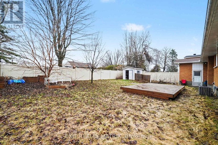 29672534/1740-saint-laurent-street/town-of-rockland/clarence-rockland/ontario/K4K1C2_31