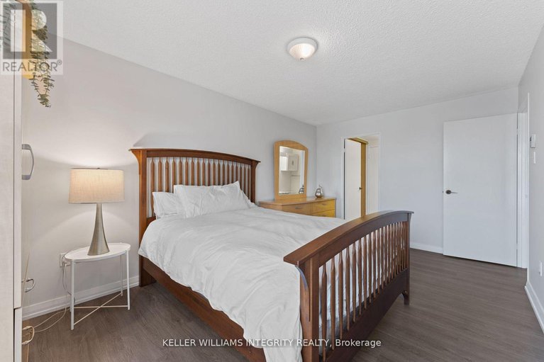 28174423/304-1025-richmond-road/woodroffe/ottawa/ontario/K2B8G8_12