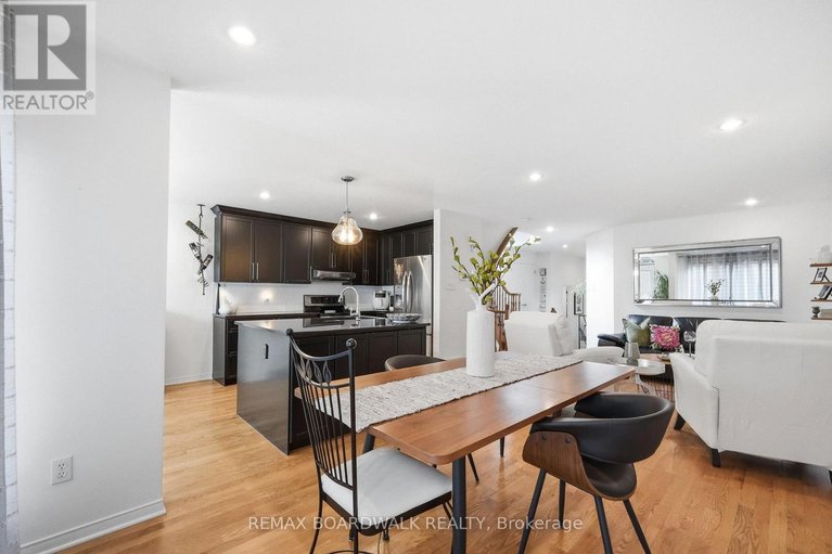 29595630/1600-henri-lauzon-street/chapel-hill/ottawa/ontario/K1C7R6_12