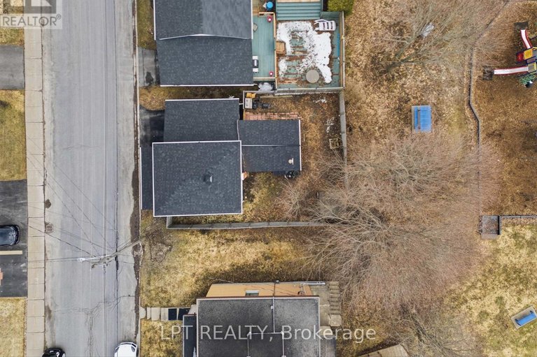 29572535/46-mill-street/vankleek-hill/champlain/ontario/K0B1R0_33