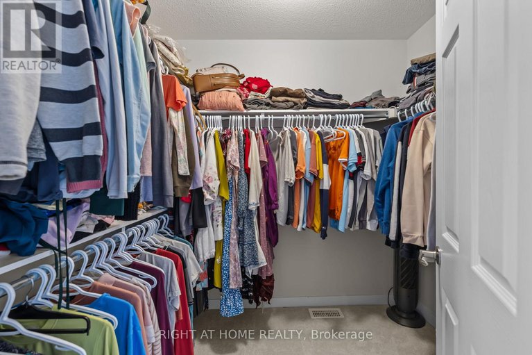 29159461/837-derreen-avenue/stittsville-north/ottawa/ontario/K2S3A7_35